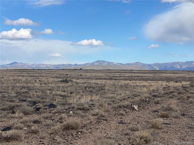 14 19th St., Blanca, CO 81123