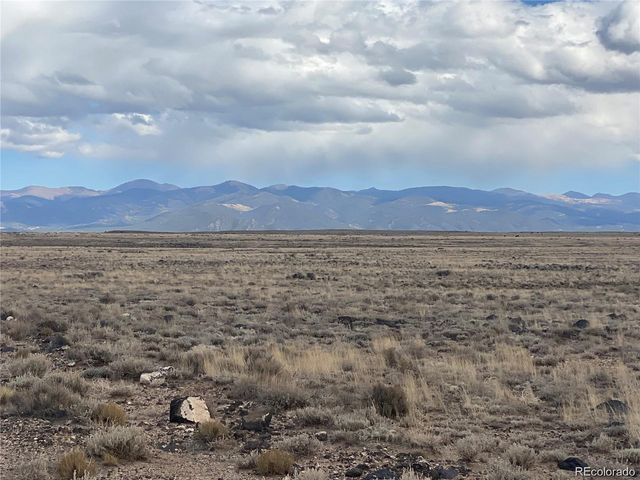 14 19th St., Blanca, CO 81123
