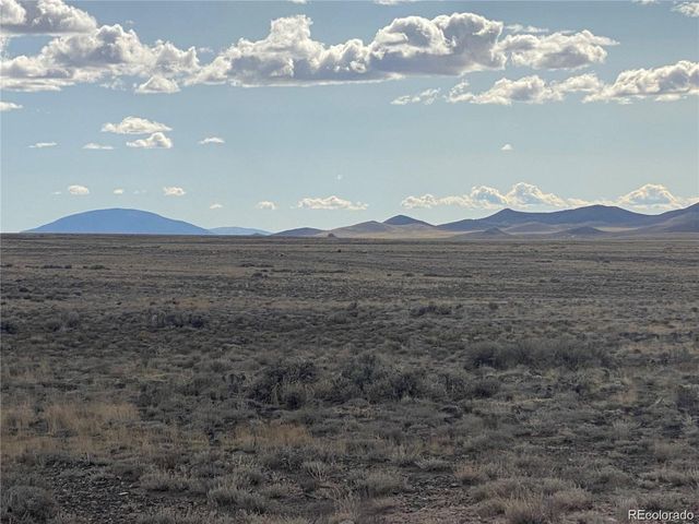 14 19th St., Blanca, CO 81123