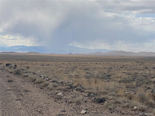 14 19th St., Blanca, CO 81123