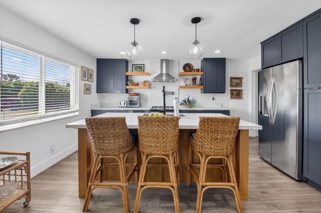 937 SW 36th Court, Boynton Beach, FL 33435