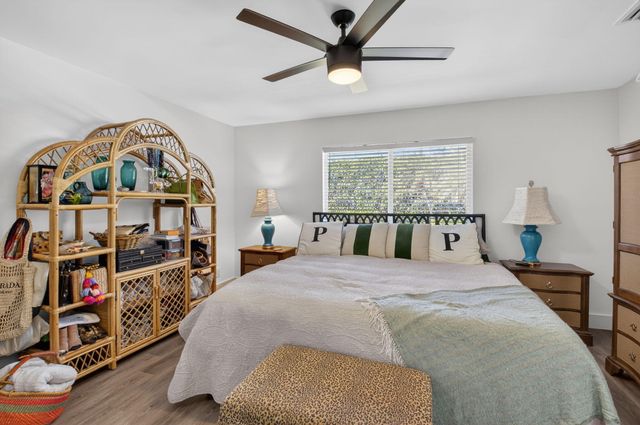 937 SW 36th Court, Boynton Beach, FL 33435