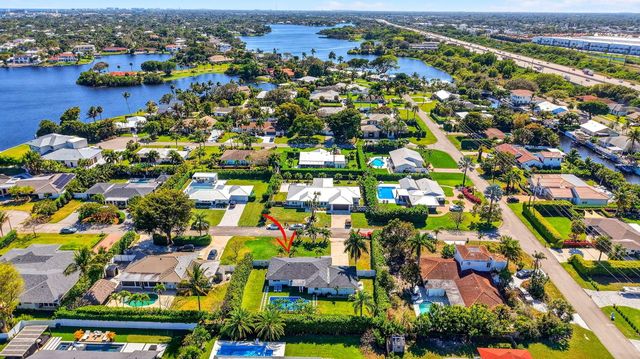 937 SW 36th Court, Boynton Beach, FL 33435