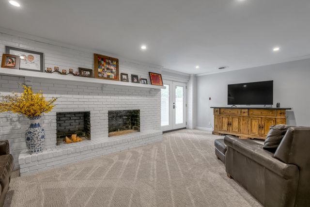 2079 Von List Way, Lexington, KY 40502