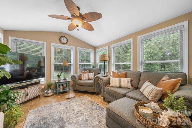 4091 Little Mountain Road, Newton, NC 28658