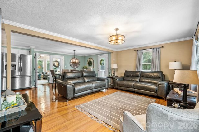 4091 Little Mountain Road, Newton, NC 28658