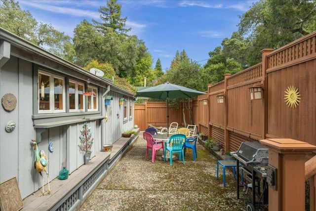 9870 Brookside Avenue, Ben Lomond, CA 95005