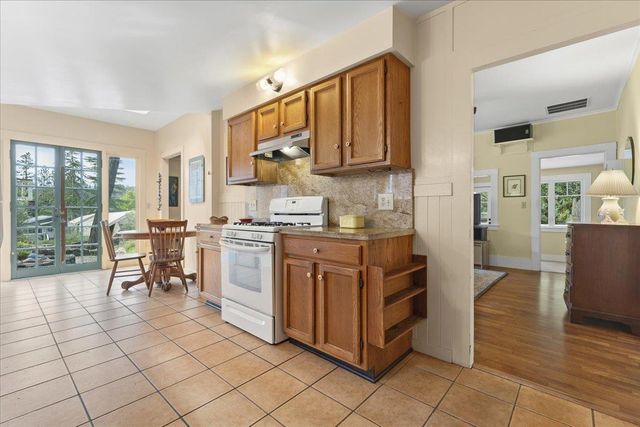 9870 Brookside Avenue, Ben Lomond, CA 95005