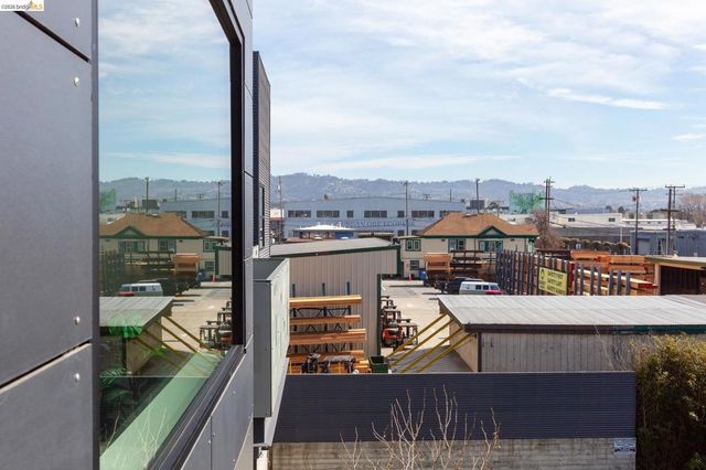 811 811 Folger Ave, Berkeley, CA 94710