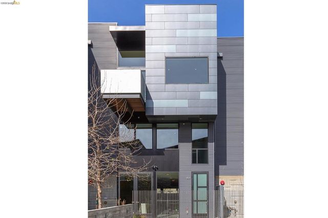 811 811 Folger Ave, Berkeley, CA 94710