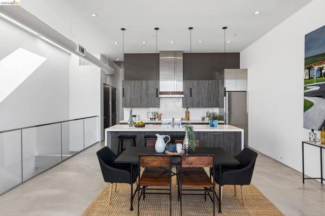 811 811 Folger Ave, Berkeley, CA 94710