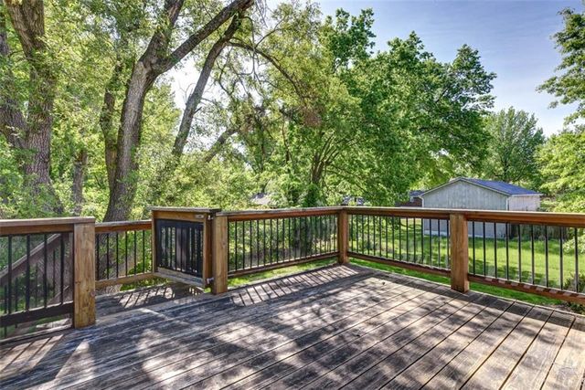 903 S Jefferson Street, Kearney, MO 64060