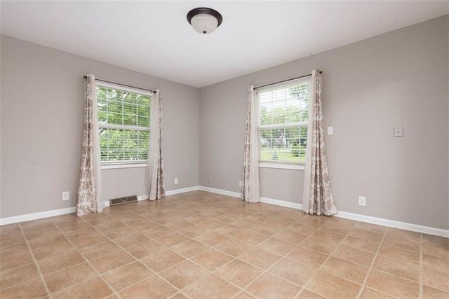 903 S Jefferson Street, Kearney, MO 64060