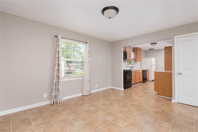 903 S Jefferson Street, Kearney, MO 64060
