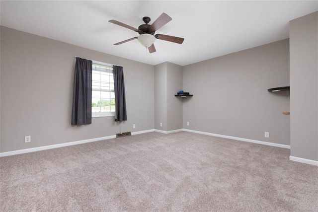 903 S Jefferson Street, Kearney, MO 64060