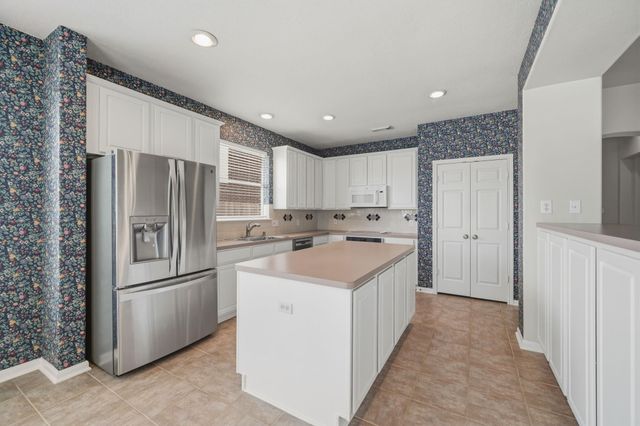 5718 Pebble Bank Lane, Houston, TX 77041