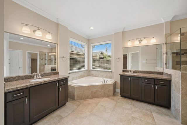 5718 Pebble Bank Lane, Houston, TX 77041