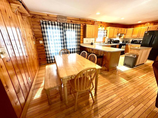 4138 West Hill Road S, Jamaica, VT 05343