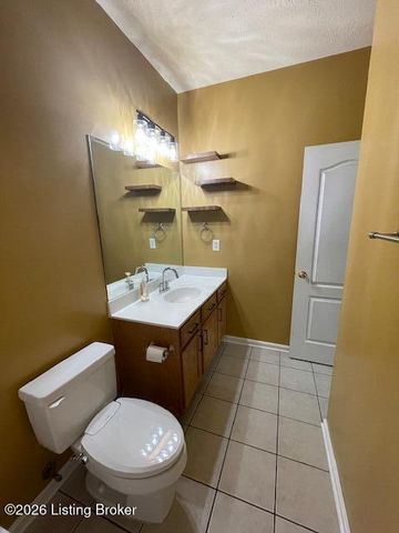 9502 Magnolia Ridge Dr 103, Louisville, KY 40291