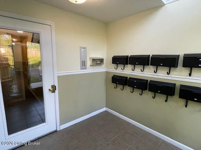 9502 Magnolia Ridge Dr 103, Louisville, KY 40291