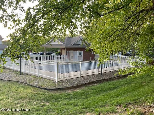 9502 Magnolia Ridge Dr 103, Louisville, KY 40291