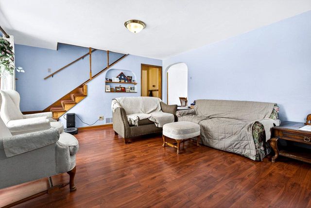 323 8TH STREET, Menasha, WI 54952