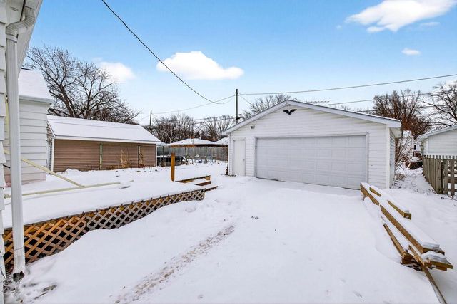 323 8TH STREET, Menasha, WI 54952