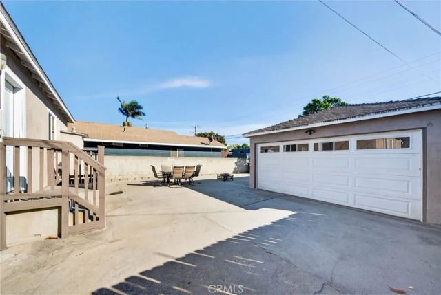 1520 E Sandison Street, Wilmington, CA 90744