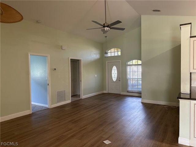 9273 Palm Island CIR, North Fort Myers, FL 33903