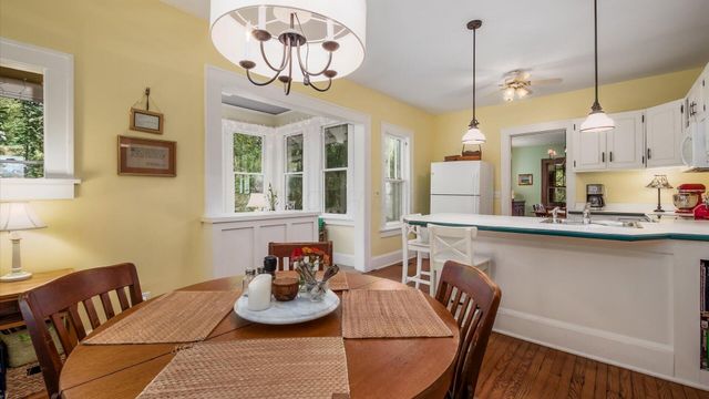 117 S Plum Street, Granville, OH 43023