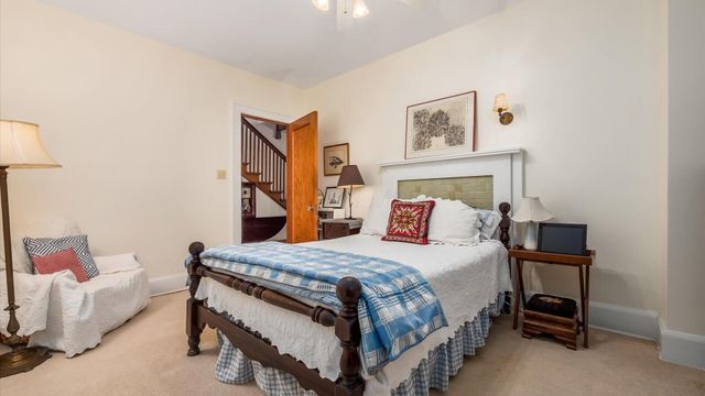 117 S Plum Street, Granville, OH 43023