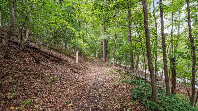 117 S Plum Street, Granville, OH 43023