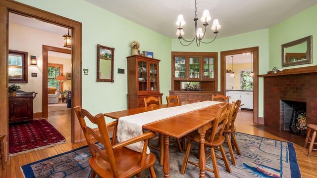 117 S Plum Street, Granville, OH 43023