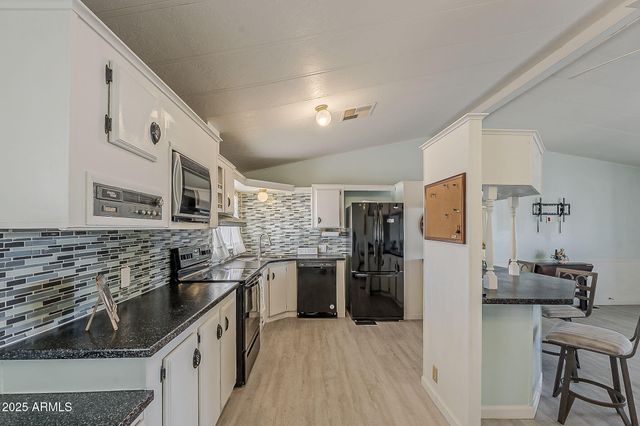 834 S MERIDIAN Road 118, Apache Junction, AZ 85120