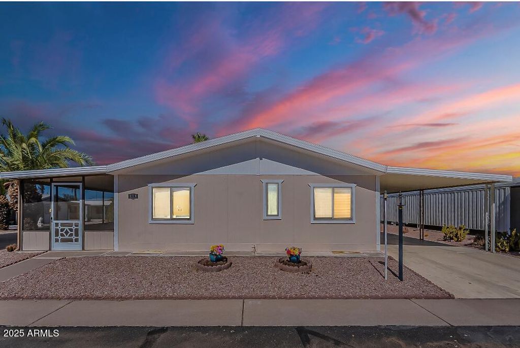 834 S MERIDIAN Road 118, Apache Junction, AZ 85120