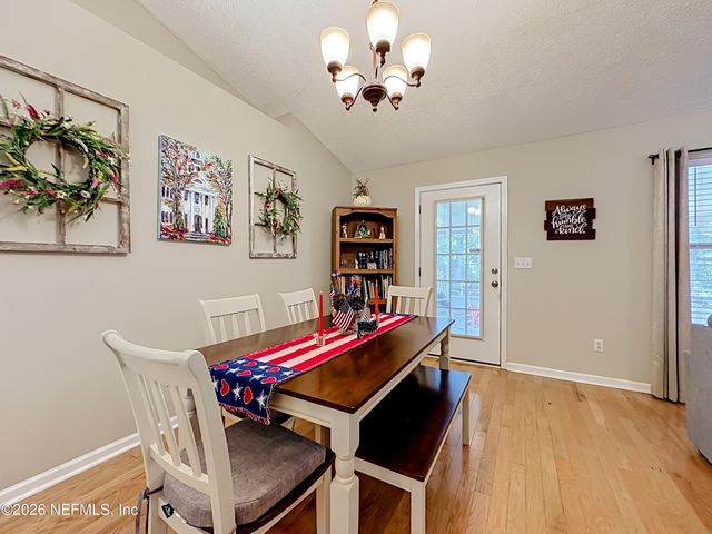 9243 DALE VIEW Lane W, Jacksonville, FL 32225