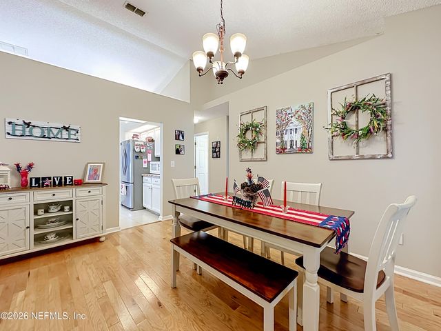 9243 DALE VIEW Lane W, Jacksonville, FL 32225