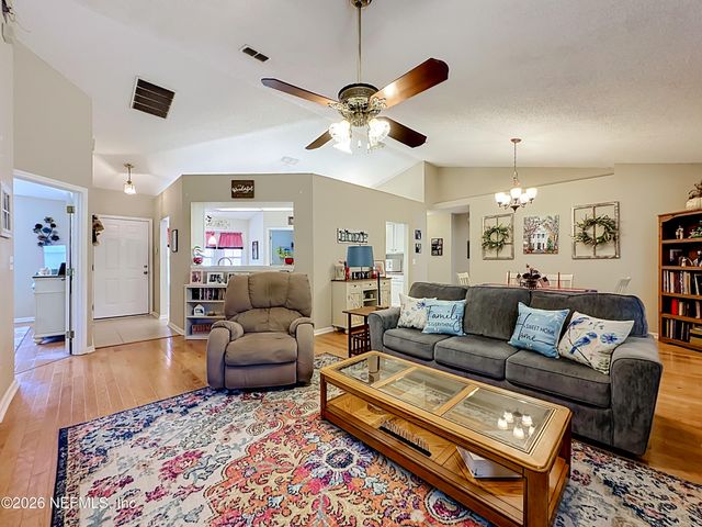 9243 DALE VIEW Lane W, Jacksonville, FL 32225