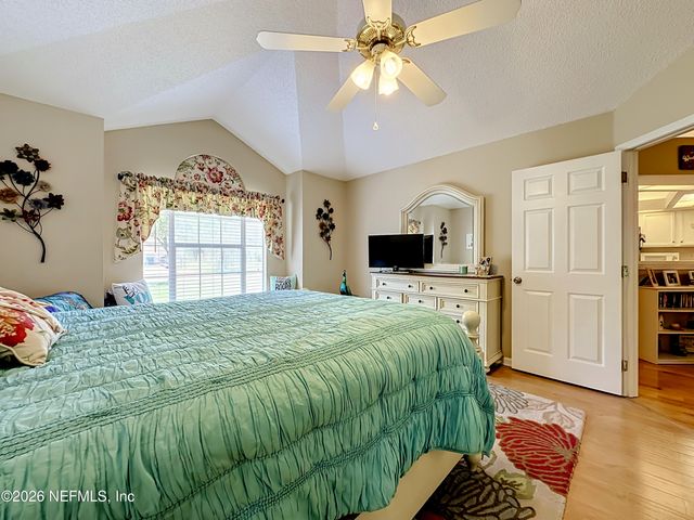 9243 DALE VIEW Lane W, Jacksonville, FL 32225