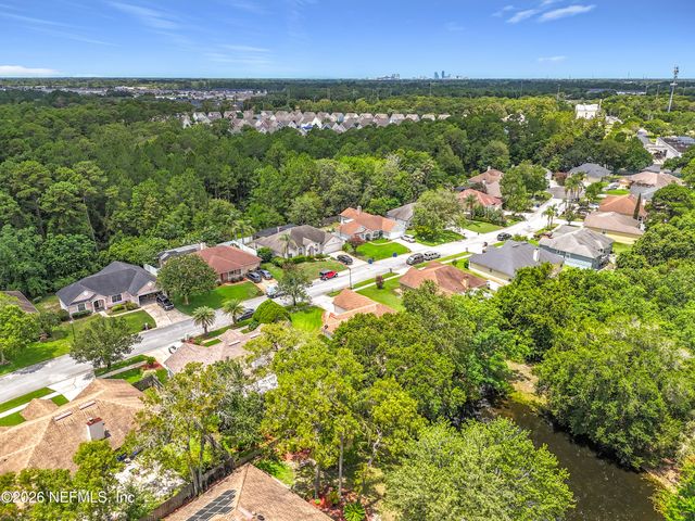 9243 DALE VIEW Lane W, Jacksonville, FL 32225