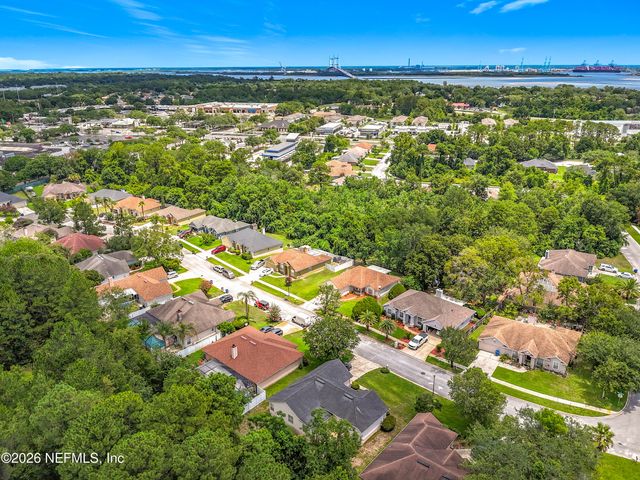 9243 DALE VIEW Lane W, Jacksonville, FL 32225