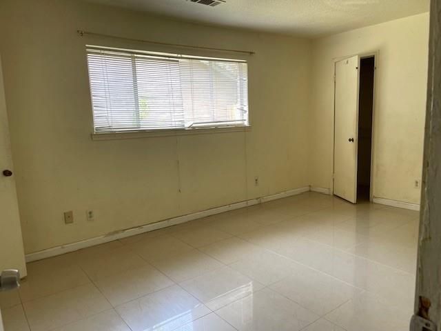 7106 Pella Dr, Houston, TX 77036