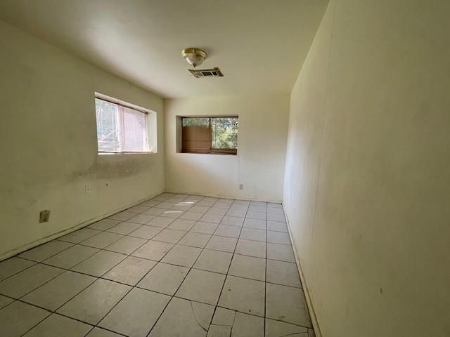 7106 Pella Dr, Houston, TX 77036