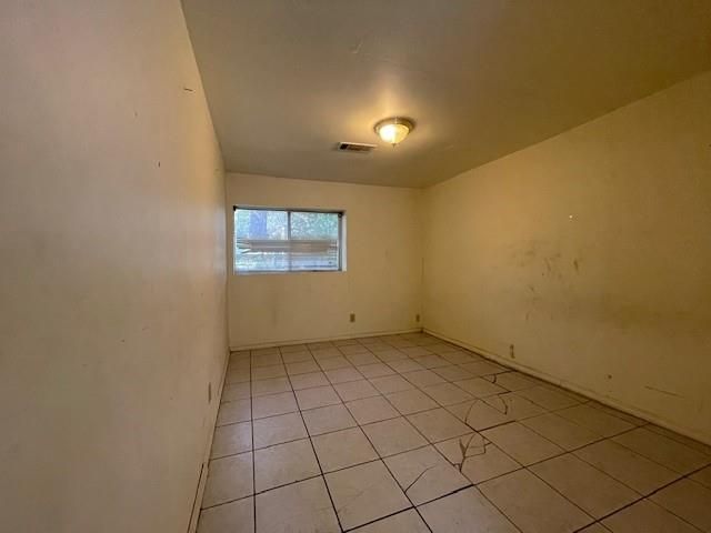 7106 Pella Dr, Houston, TX 77036