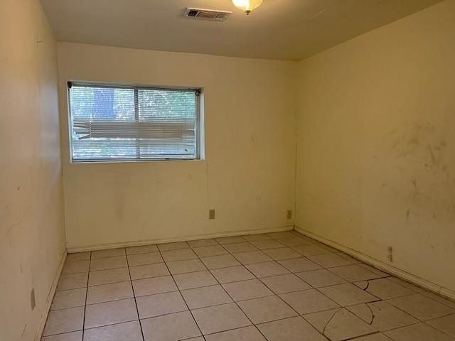7106 Pella Dr, Houston, TX 77036