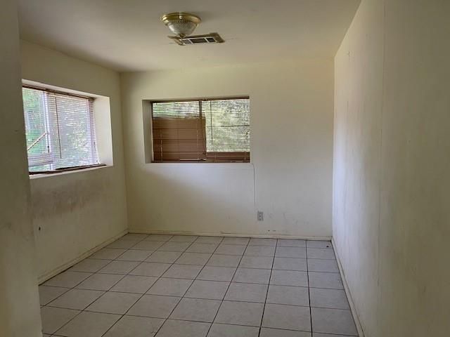 7106 Pella Dr, Houston, TX 77036