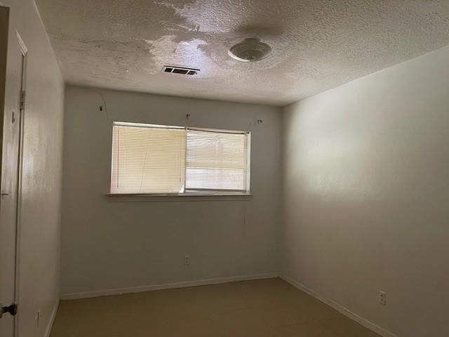 7106 Pella Dr, Houston, TX 77036