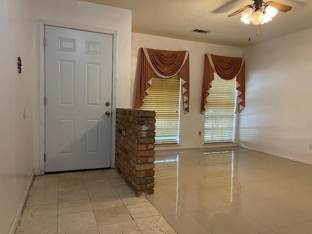 7106 Pella Dr, Houston, TX 77036