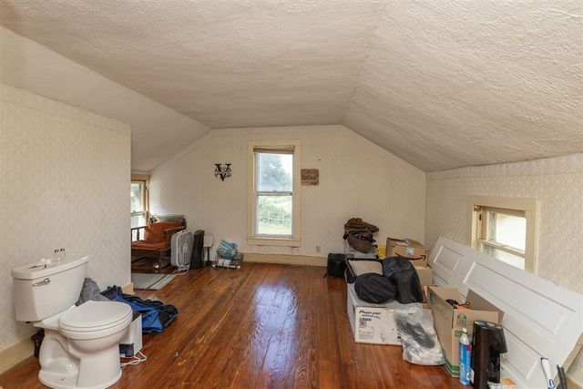 123 Hilltop Lane, Cassopolis, MI 49031