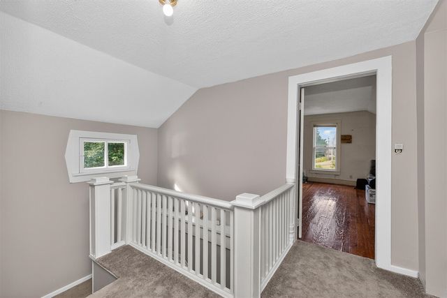 123 Hilltop Lane, Cassopolis, MI 49031